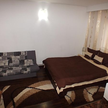 Hotel Casa Aurora à Turda Chambre photo