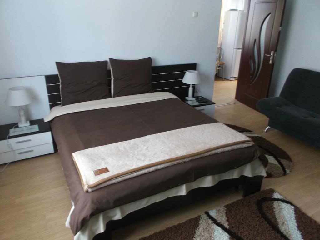 Hotel Casa Aurora à Turda Extérieur photo