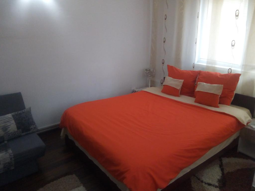 Hotel Casa Aurora à Turda Extérieur photo