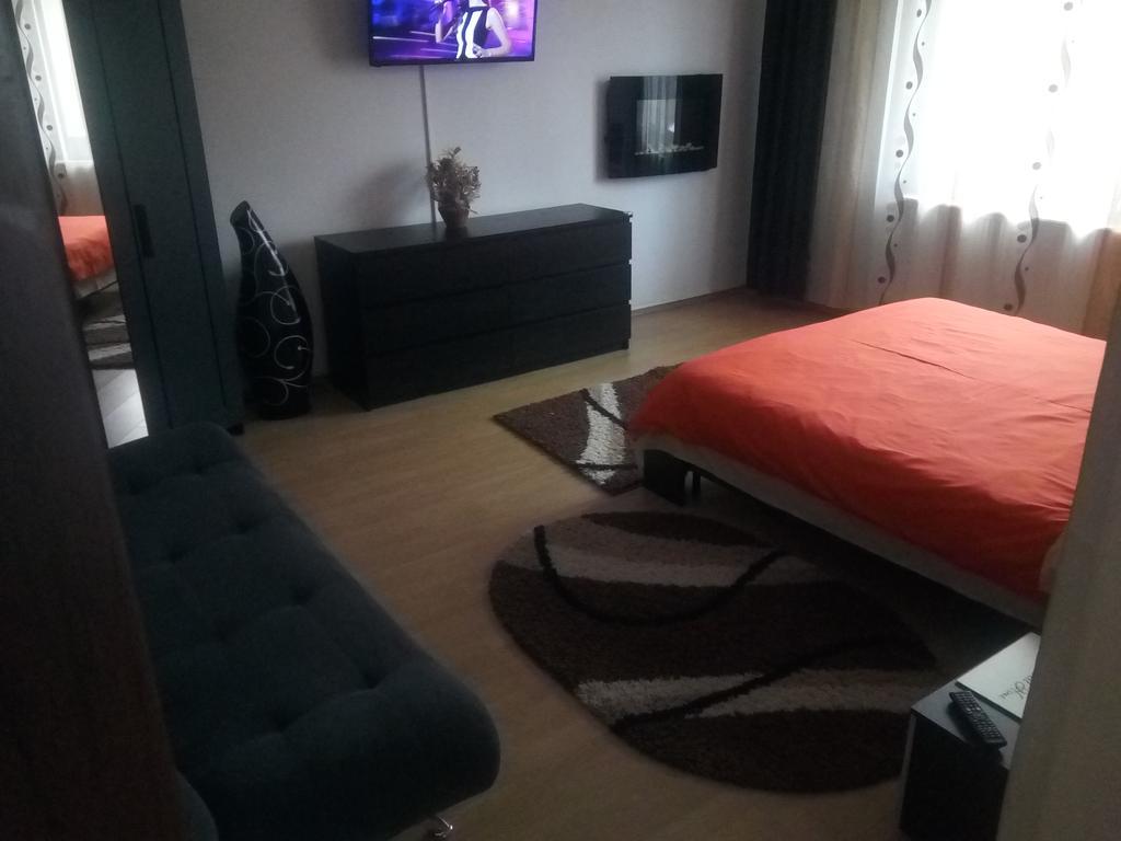 Hotel Casa Aurora à Turda Extérieur photo