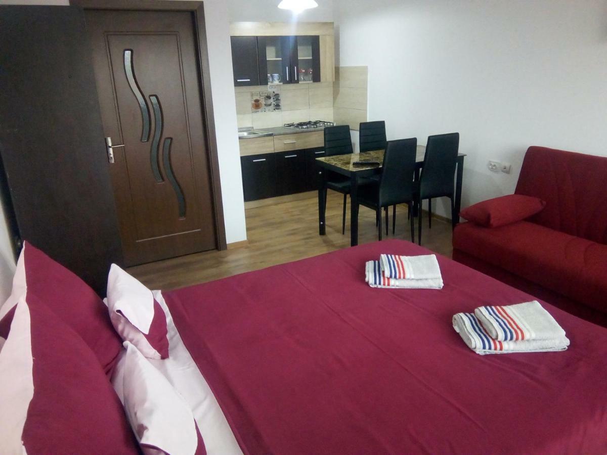 Hotel Casa Aurora à Turda Extérieur photo