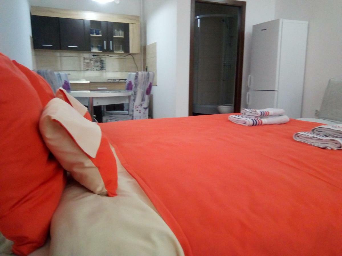 Hotel Casa Aurora à Turda Extérieur photo